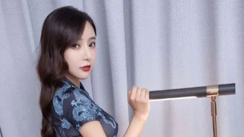 余华英