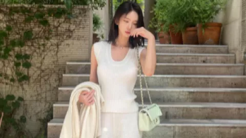 李强