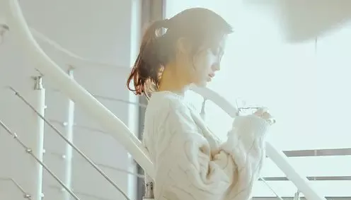 虞书欣优酸乳
