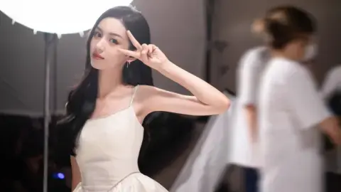 夫妻超市购物被抓