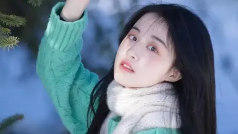 男孩一顿半斤肉