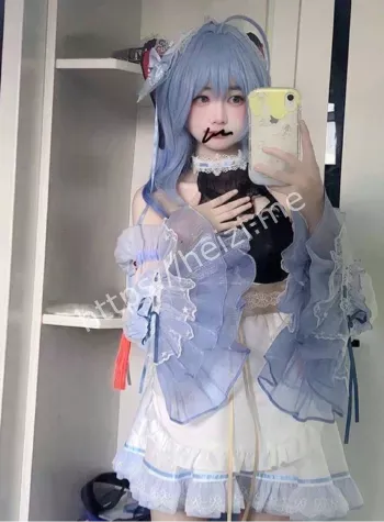 cos嫩妹