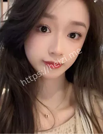 黑丝翘臀