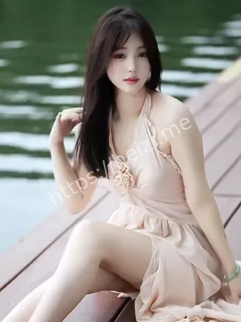 暴露着装