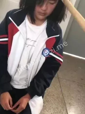 女校霸
