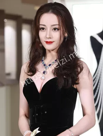 迪丽热巴