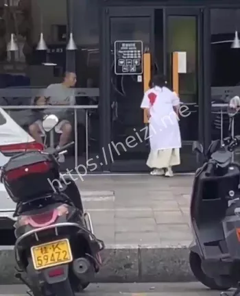 砍杀两人