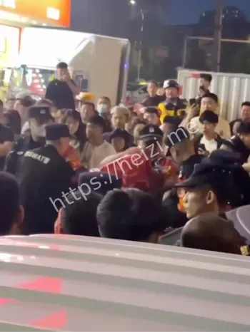 特警出动