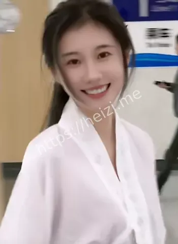 清纯学生妹