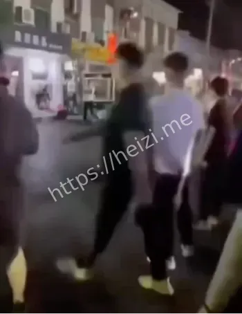 全程未还手