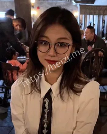 王羽佳