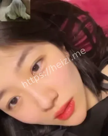 擦边网红