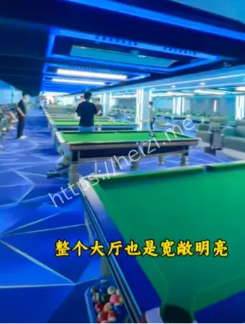 群殴男子