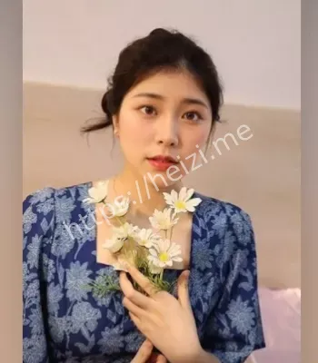 秦嘉倪