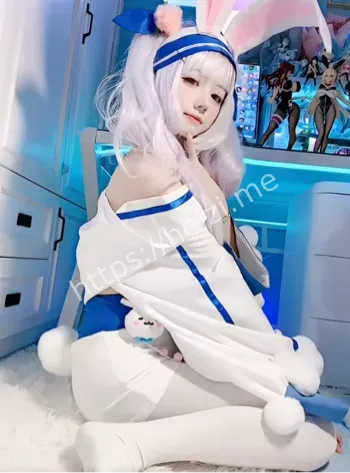 清纯嫩妹