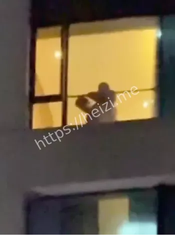 情侣