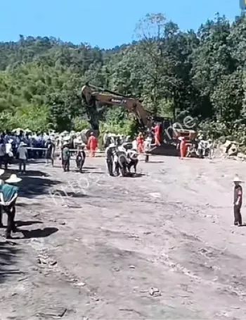 强占村民林地