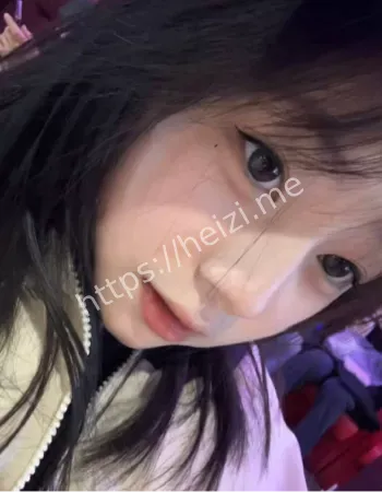 娃娃脸萝莉