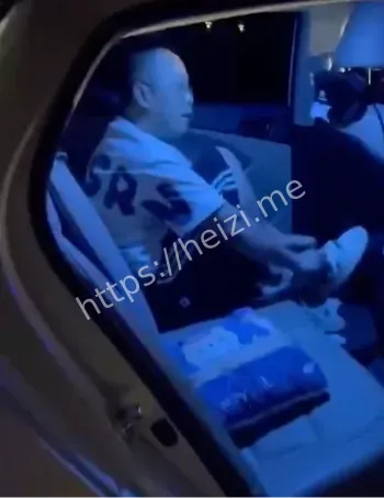 出轨奔驰男