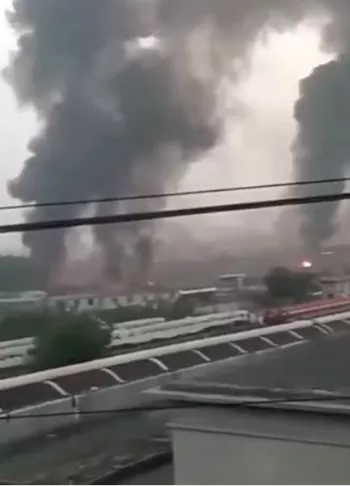 油罐车起火