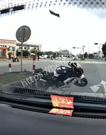 驾驶员身亡