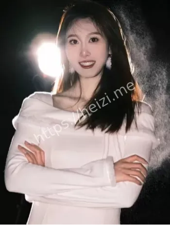 抖音商务女孩