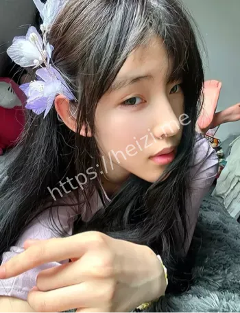 青春反差网红
