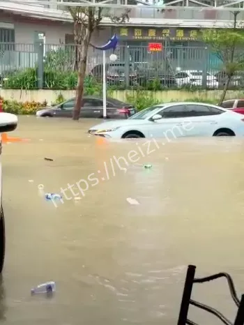 海南狂风暴雨