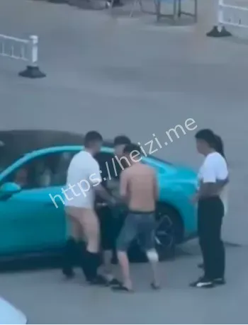 公然互相肛交曝光