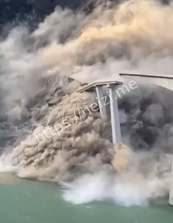 红旗大桥发生垮塌