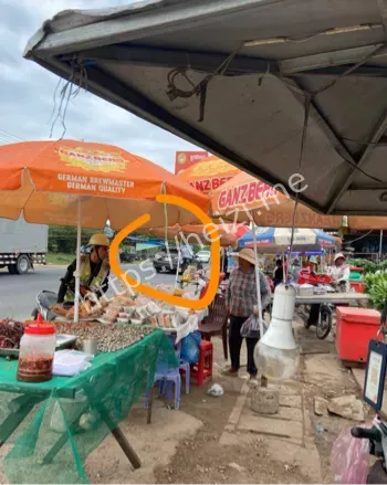 黑衣女递枪劫狱