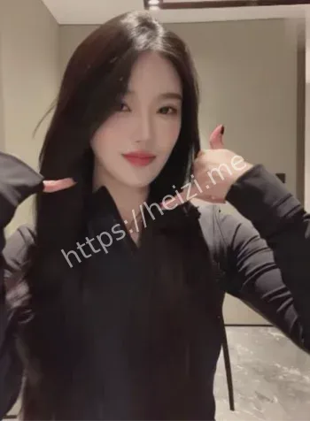 抖音小苏菲YomiAI脱衣