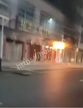 自建房防盗窗逃生难