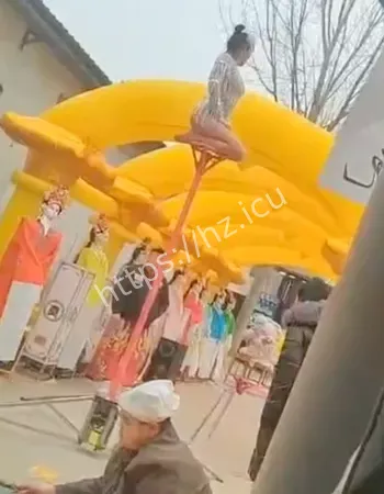 活动邀请美女表演舞蹈