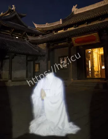 千年古刹夜