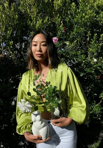 穿得太暴露不让走红毯事件