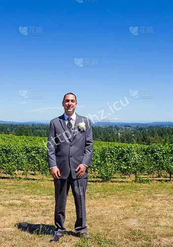 新郎是健舆论走向