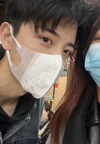 她被称作现实影响