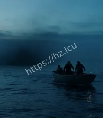 渔村深夜会黑影