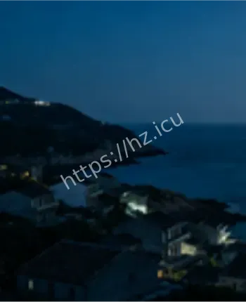 海面诡异人形黑影