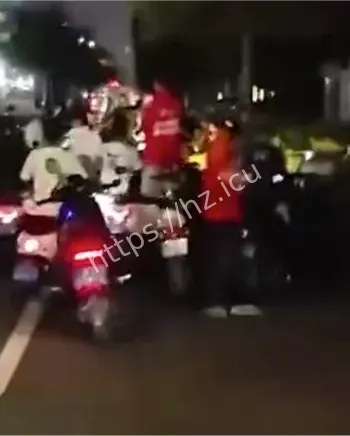 南宁外卖小哥争执事件