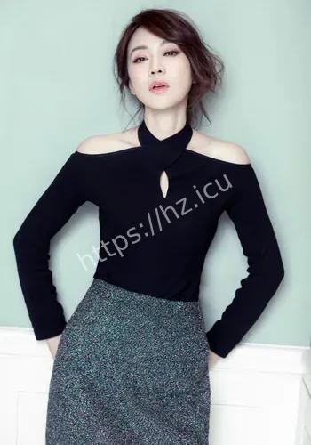 闫妮菜市无滤镜素颜曝光