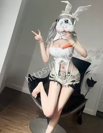 女仆猫耳cos自拍