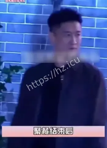 路边无遮挡小便