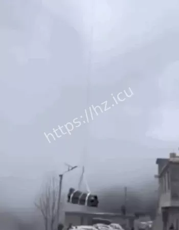 半空惨遭炸机