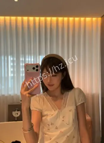 青岛工程职业学院女教师