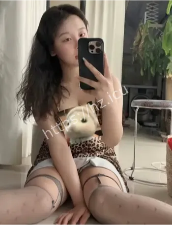 白桃乌龙茶兼职接客