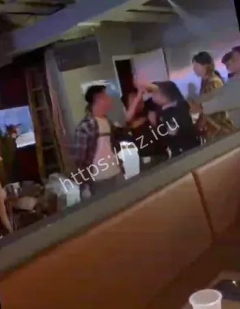 重庆酒吧袭警事件