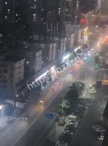 大规模群体持械斗殴