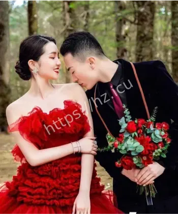 甜美新娘婚纱照曝光